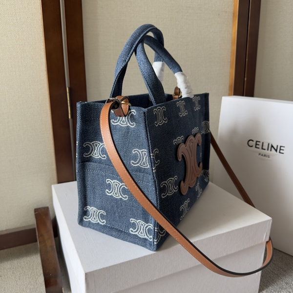 スーパーコピーブランドバッグ背面デザイン